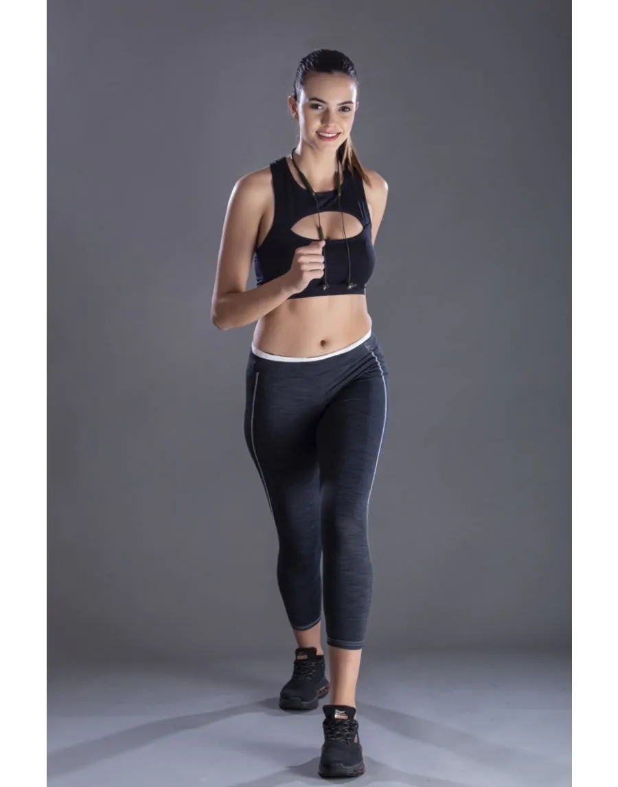 Buy Laasa Mid Rise Quick Drying Leggings - Dark Grey at Rs.1499 online |  Activewear online